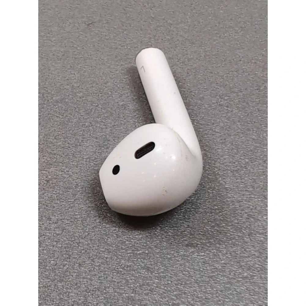 Apple AirPods 1st Gen Left Earbud Only Replacement White A1523 Wireless L Side